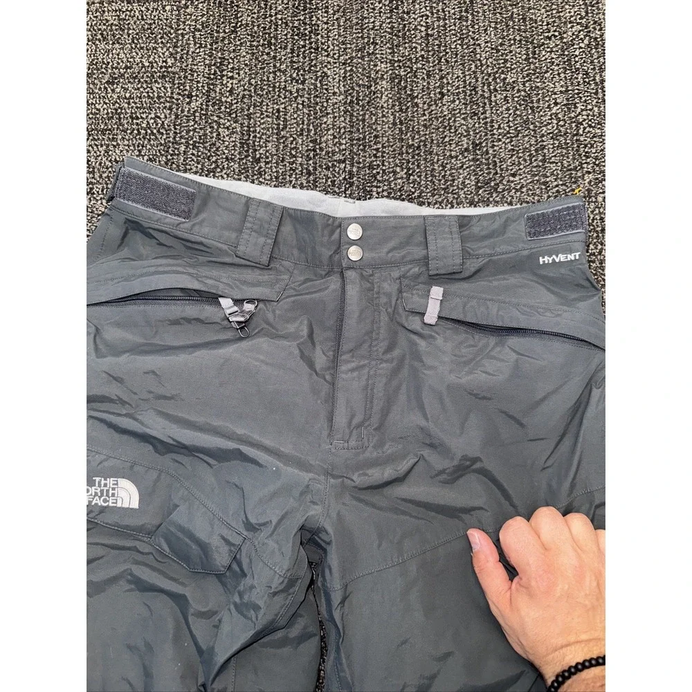 The North Face Hyvent Ski Snow Cargo Pants Men's M Snowboard Baggy Sportswear